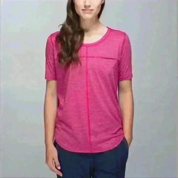 Lululemon Run Away Tee size 6 - like new - Picture 1 of 8